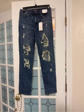 Express Women’s Dark Blue Distressed Straight-Leg Jeans